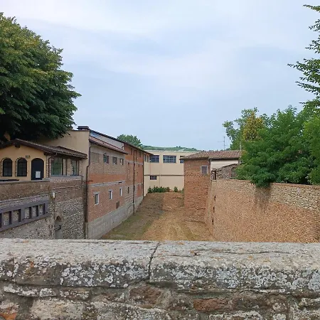 בית נופש Le Calendule,relax & Wine *